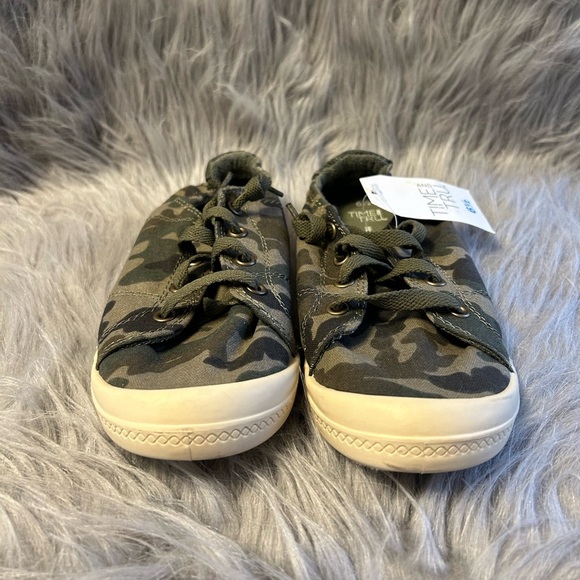 Time And Tru Camo Shoes Womens Size 6 1/2 Green Slip On Stretchy Back Camouflage - Picture 1 of 6